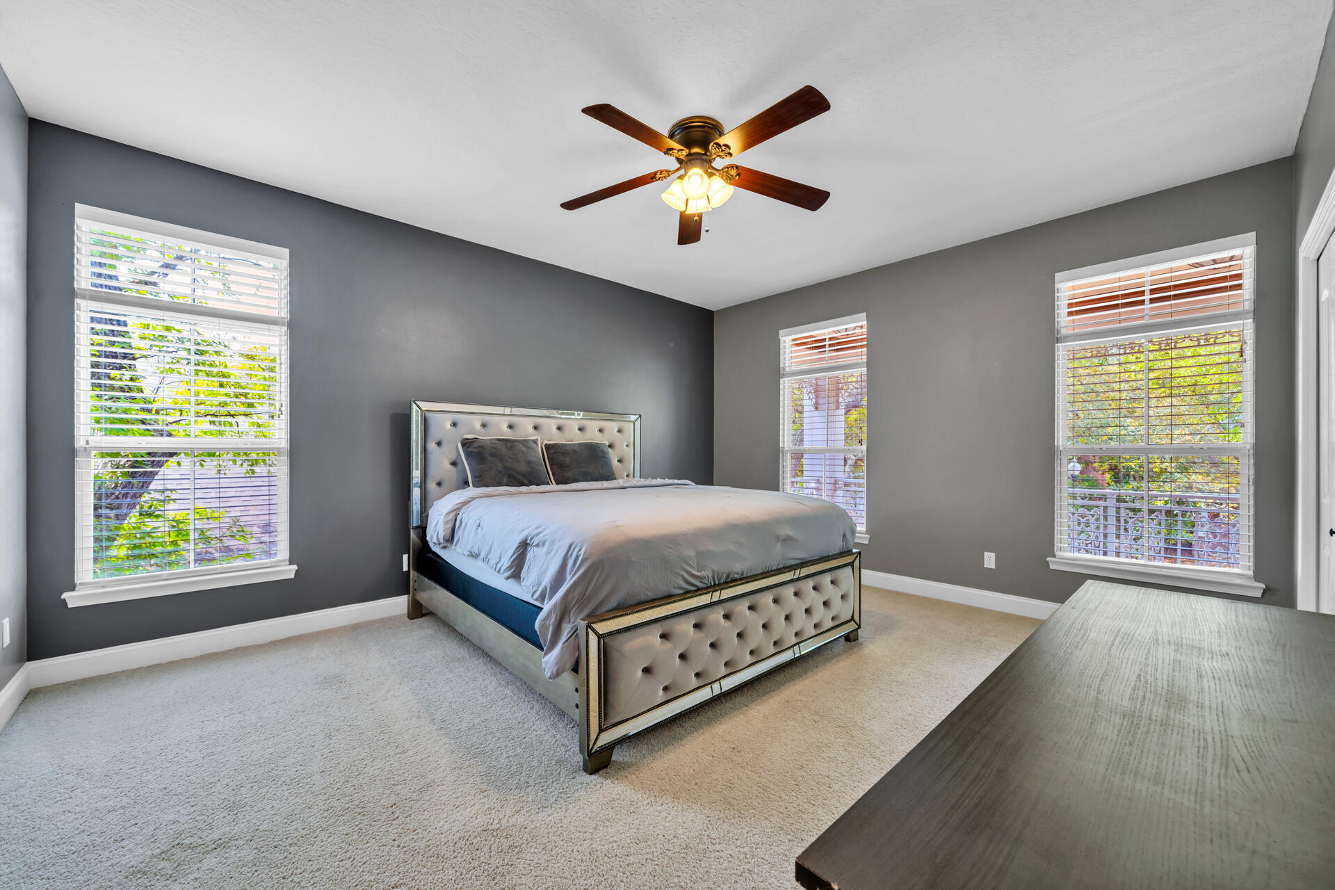 2 Plantation Oaks Drive