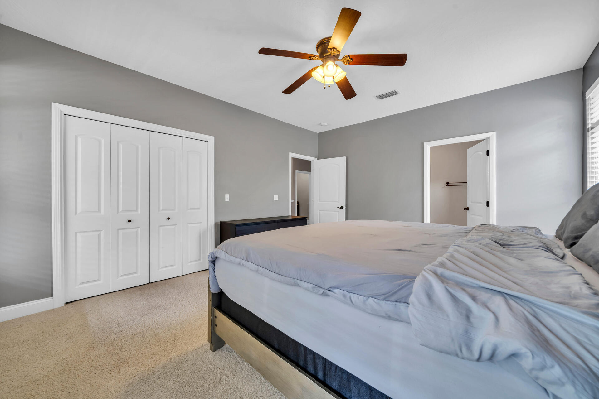 2 Plantation Oaks Drive