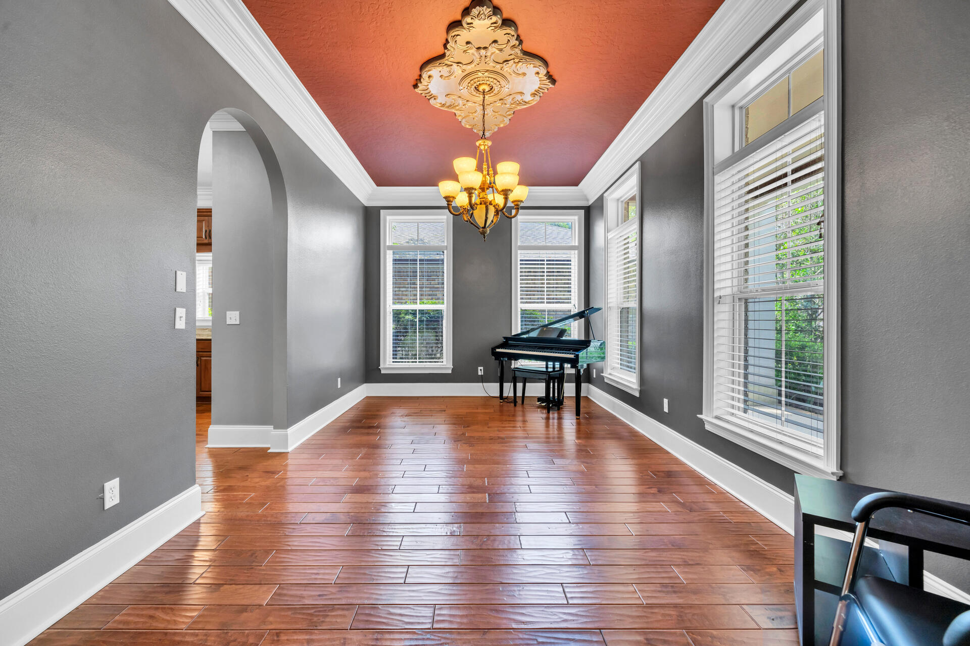 2 Plantation Oaks Drive