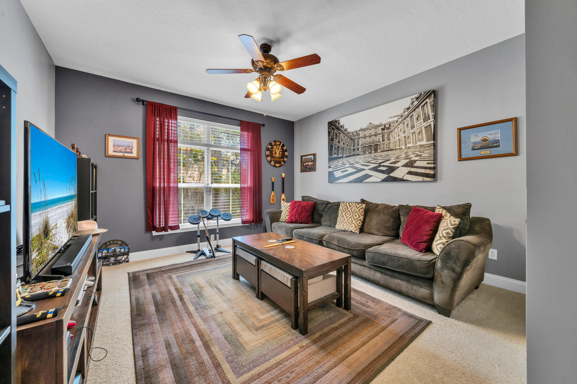 2 Plantation Oaks Drive
