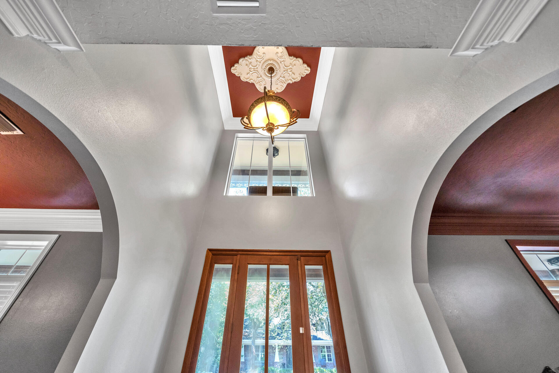 2 Plantation Oaks Drive