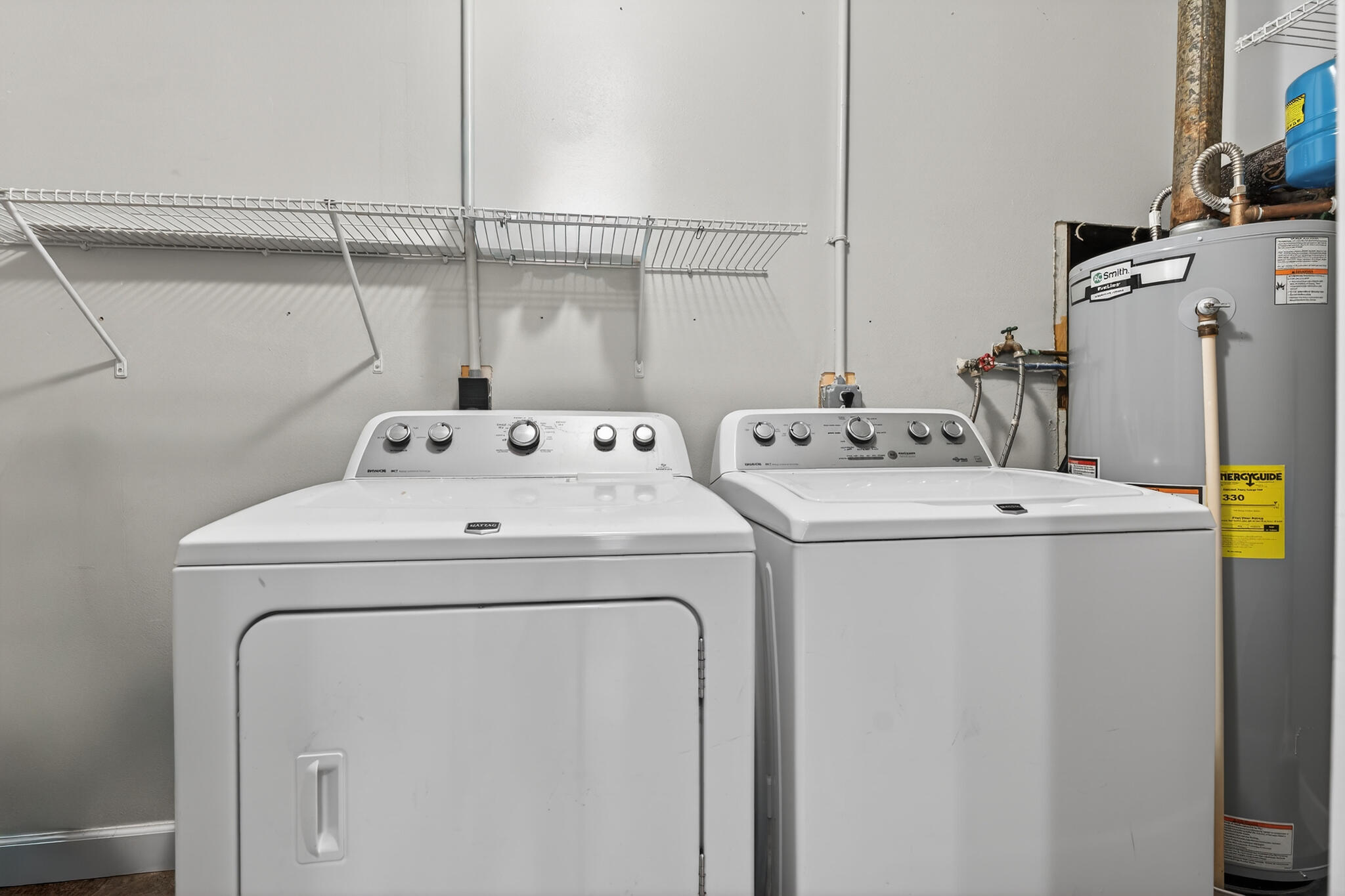 136 NW Robinwood Drive