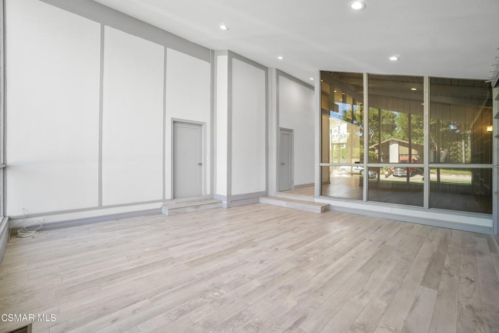 1832 Shady Brook Drive