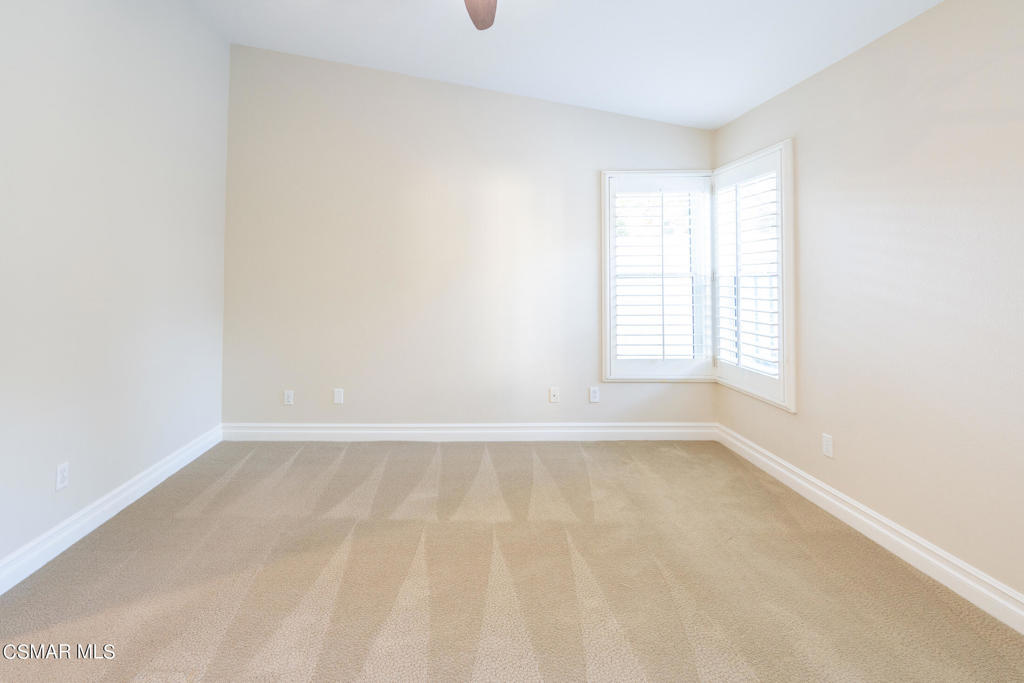 1607 Meadowglen Court