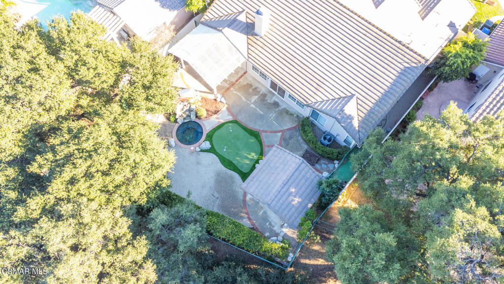 1607 Meadowglen Court