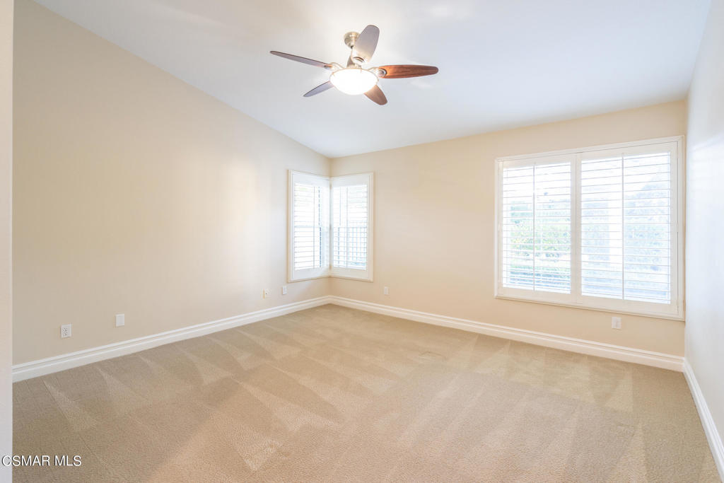 1607 Meadowglen Court