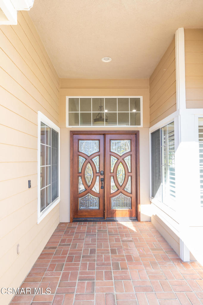 1607 Meadowglen Court