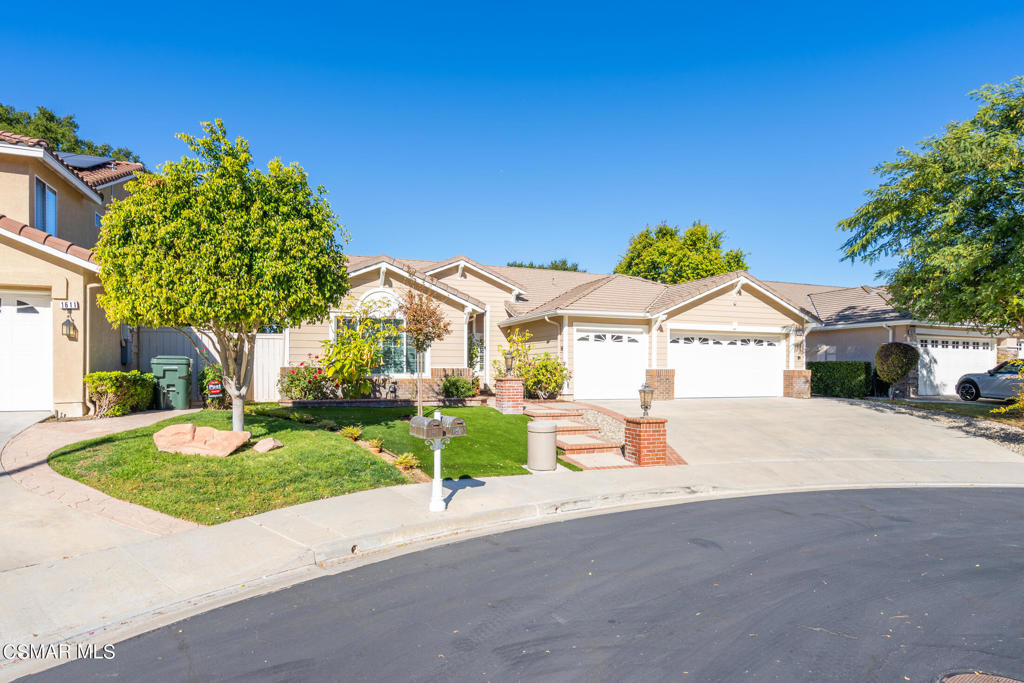 1607 Meadowglen Court