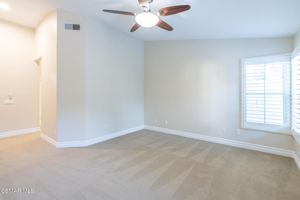 1607 Meadowglen Court