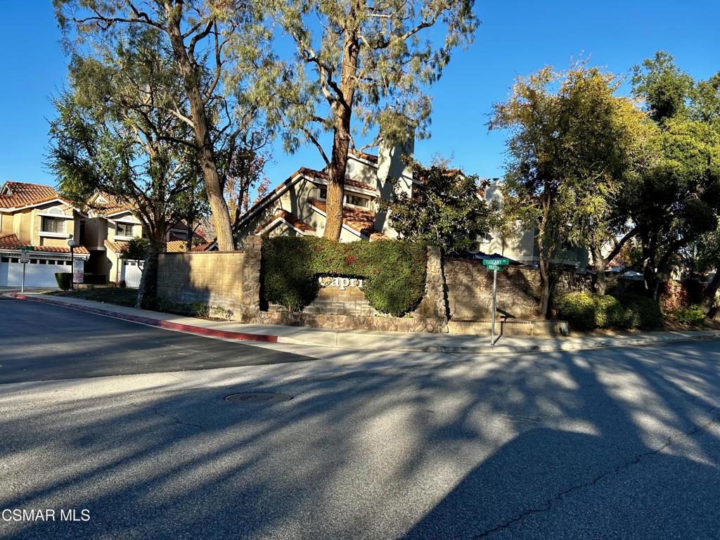 4766 Castello Way