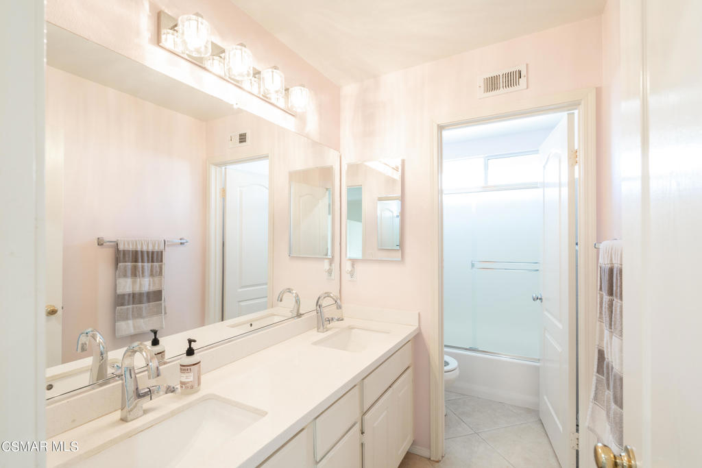 3120 Anasazi Way