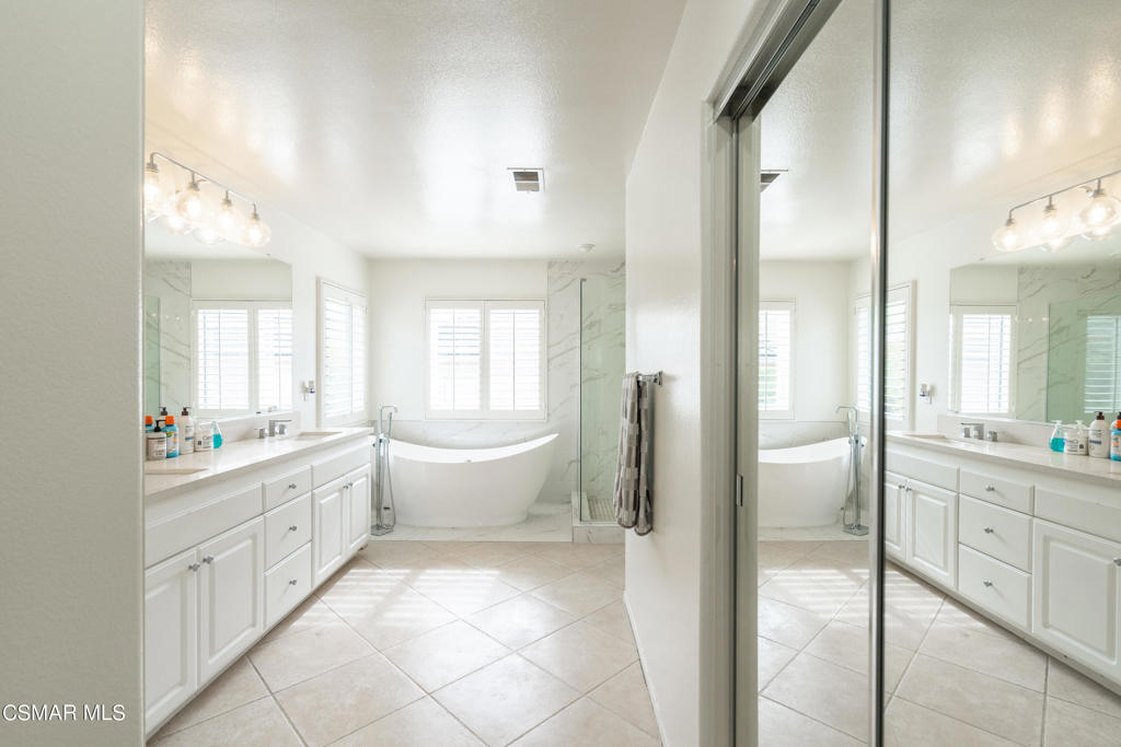 3120 Anasazi Way