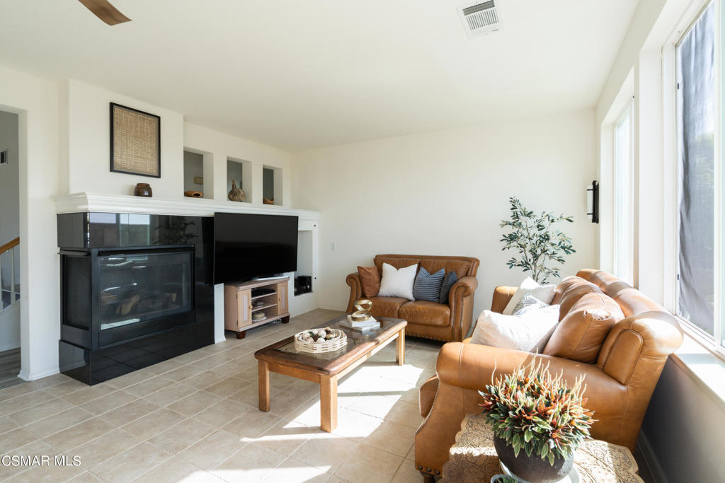 11368 Oakford Lane