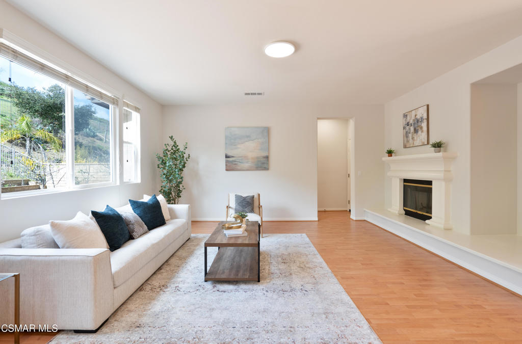 4722 Via La Jolla