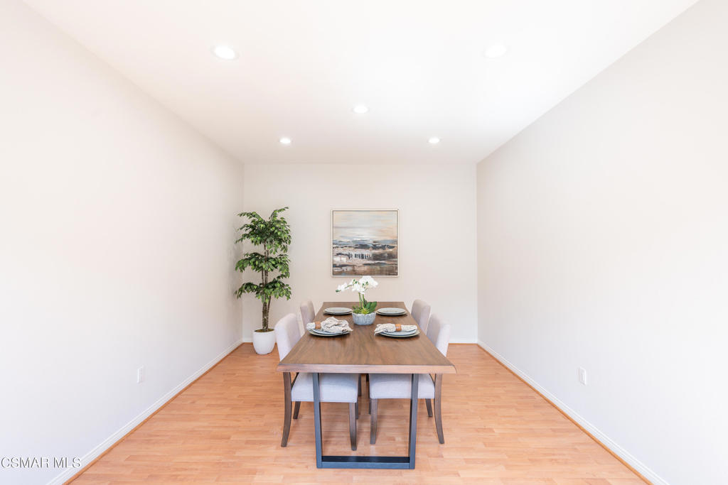 4722 Via La Jolla