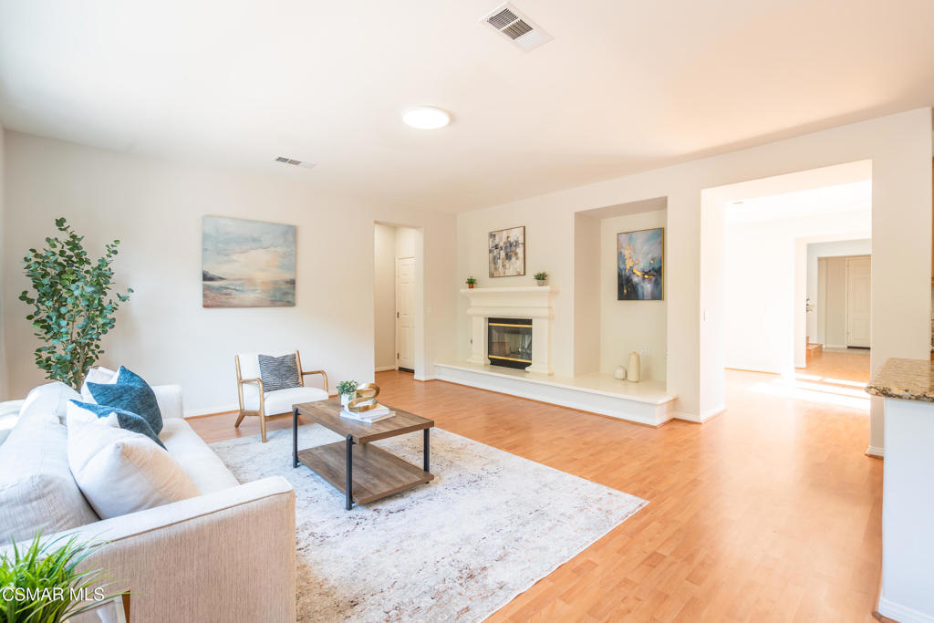 4722 Via La Jolla