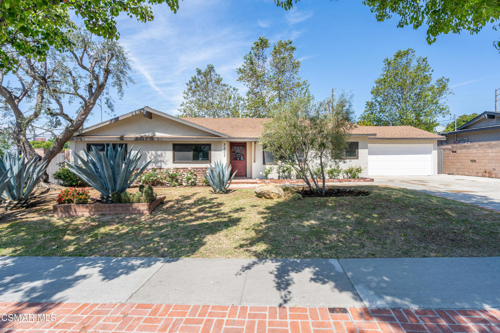 3207 Greenville Avenue