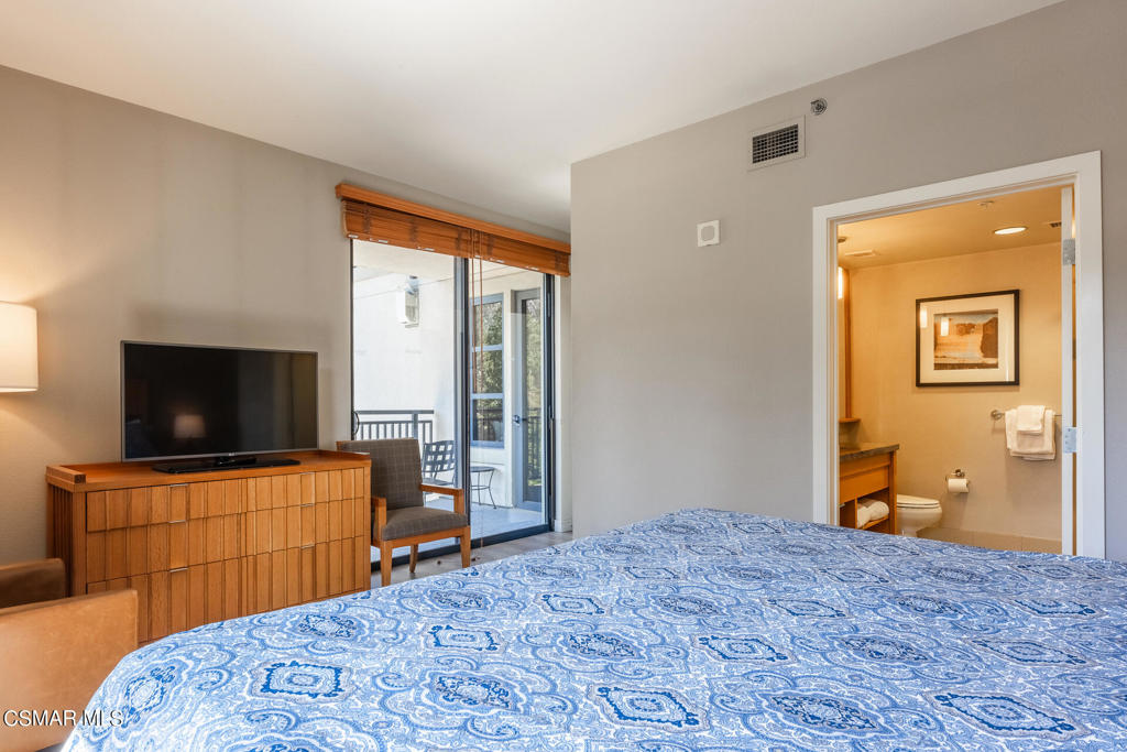 50 Hillside Drive 402