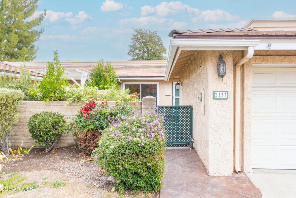 2137 Crespi Lane