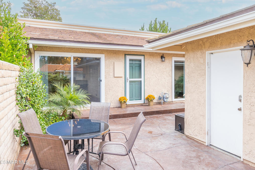 2137 Crespi Lane
