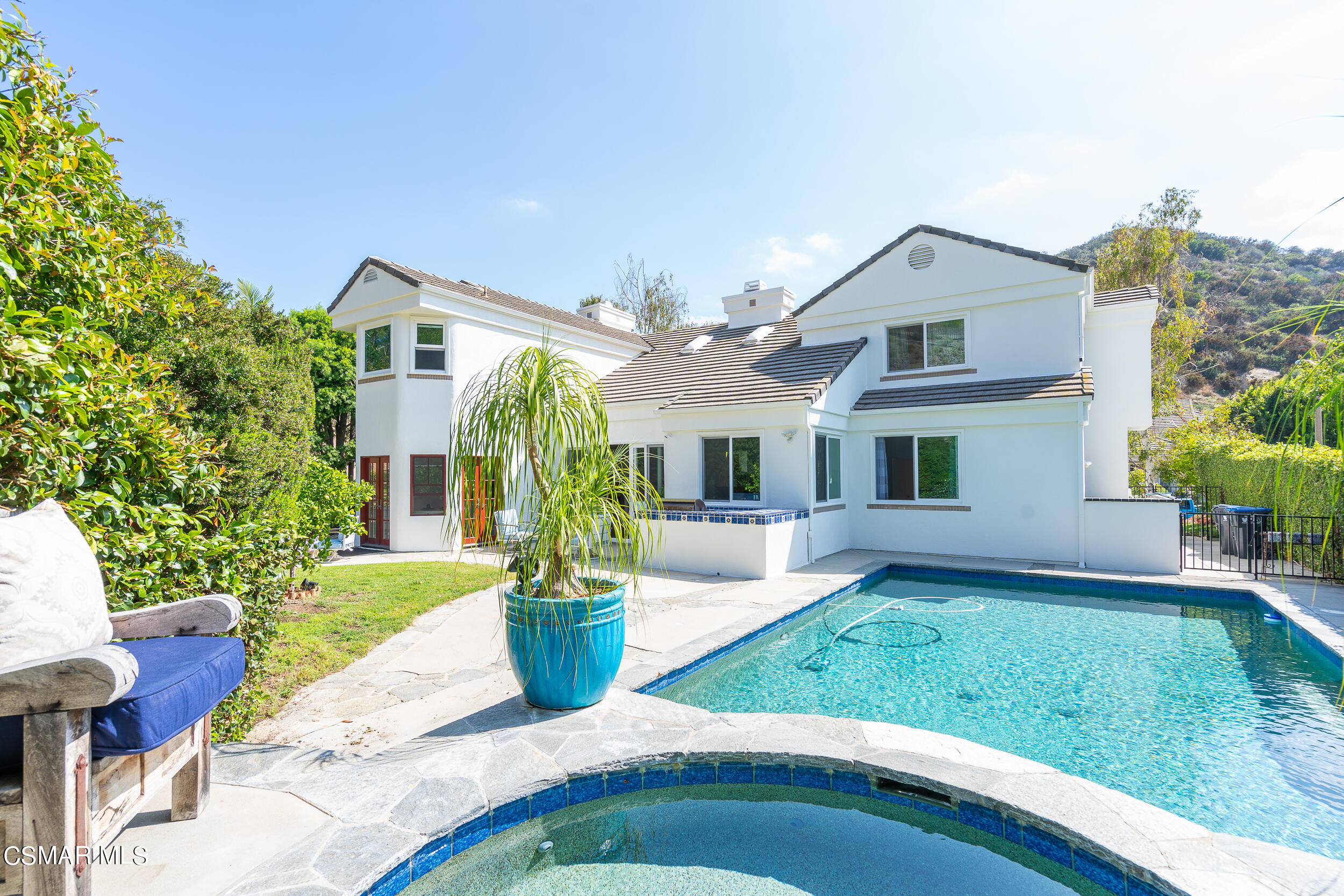 2217 Kirsten Lee Drive