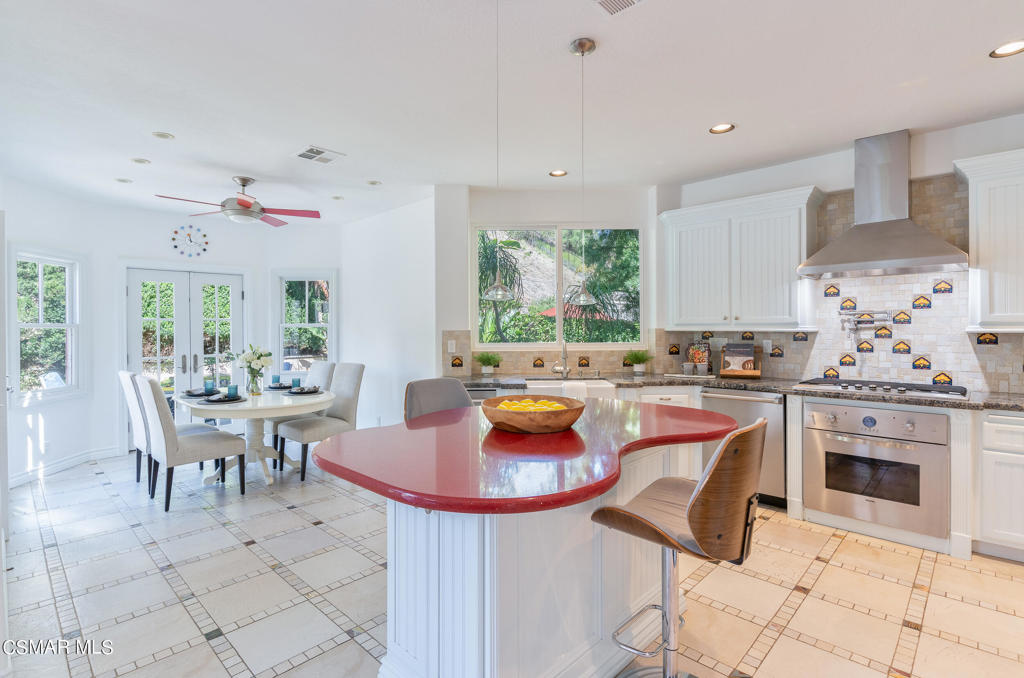 2217 Kirsten Lee Drive