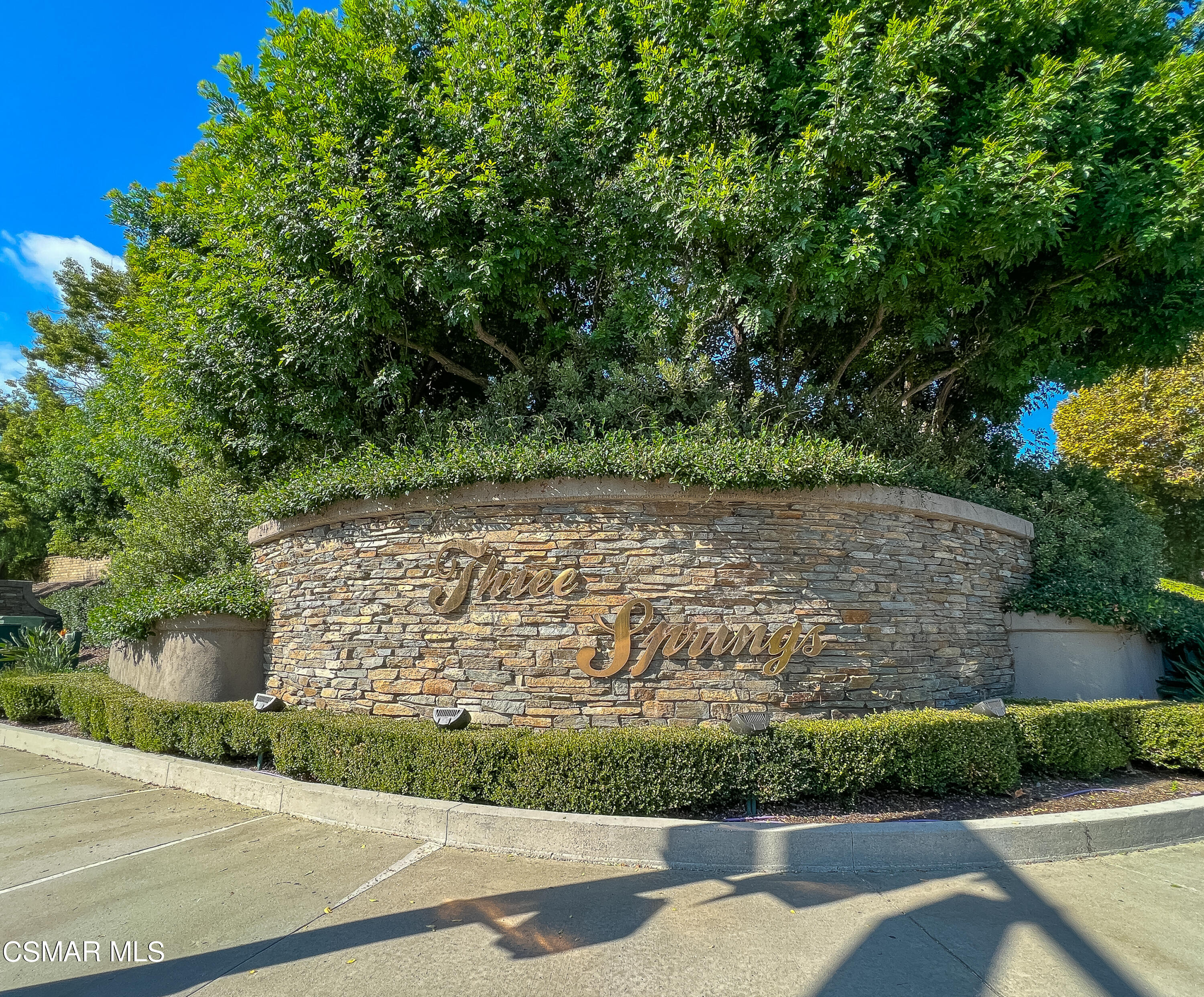 2217 Kirsten Lee Drive