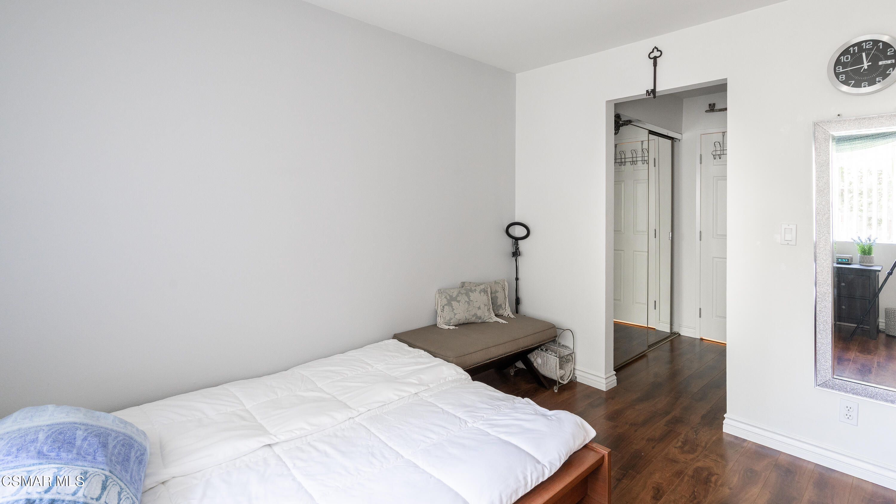 4240 Lost Hills Road, 3301