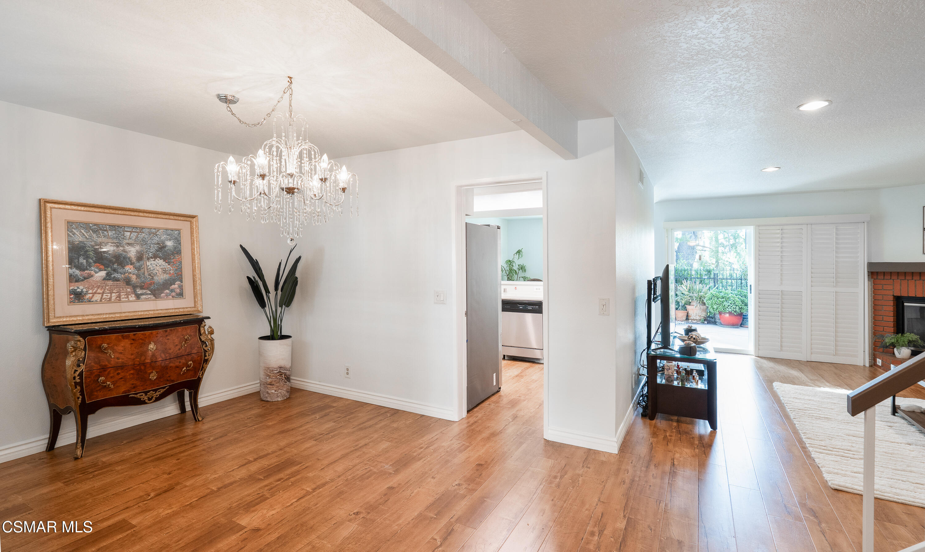 19235 Index Street, 3