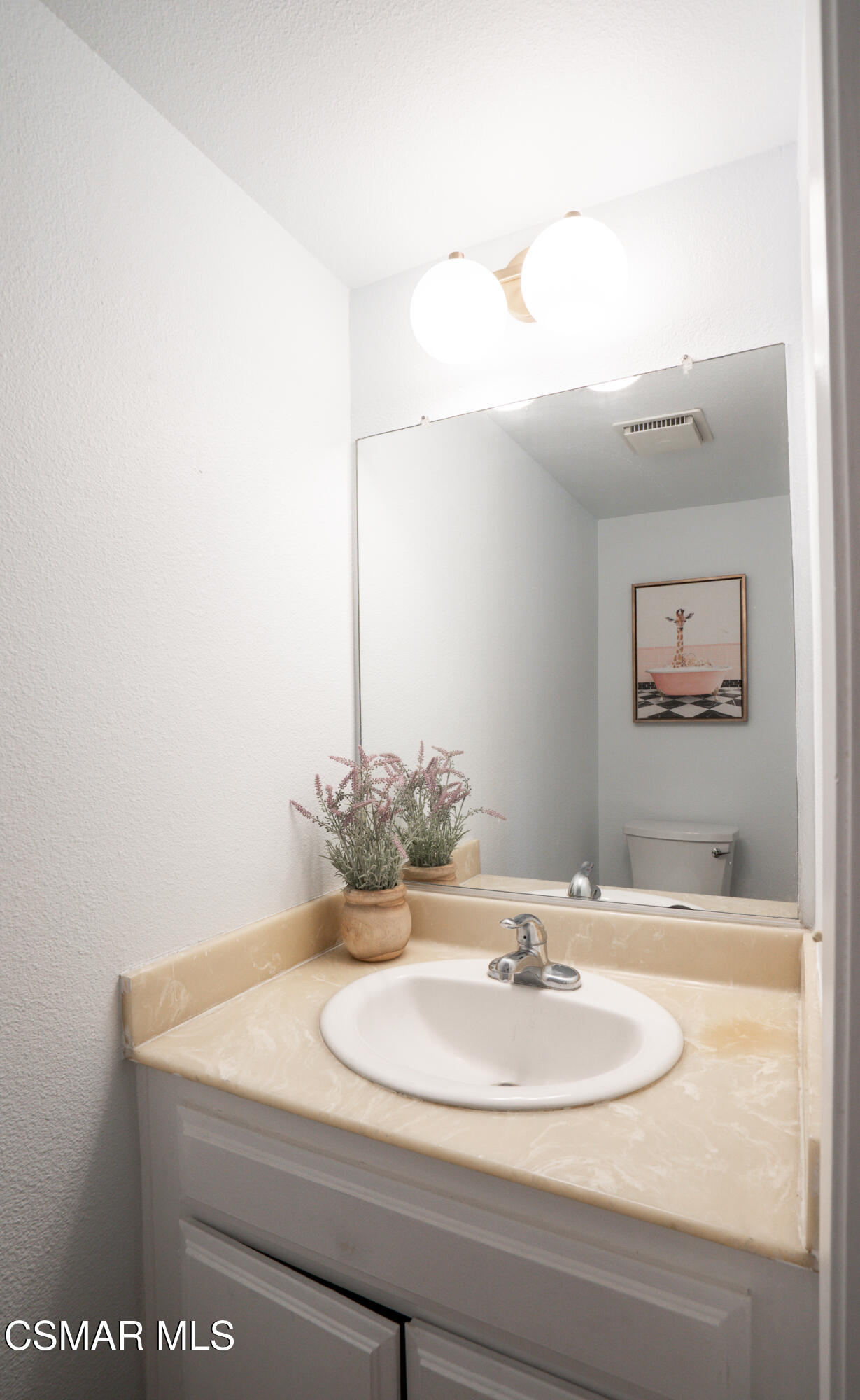 19235 Index Street, 3