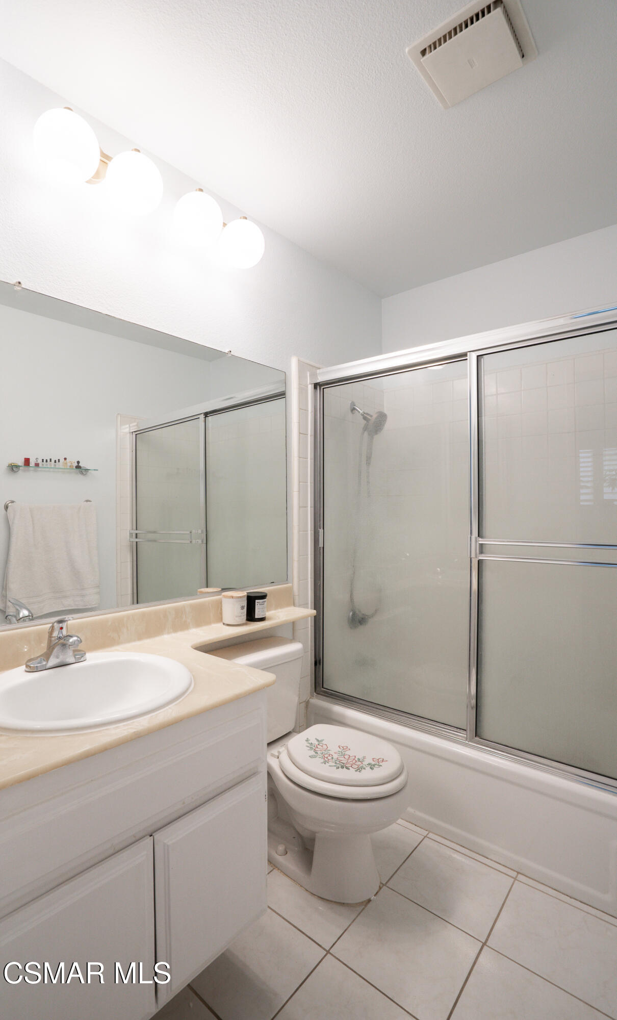 19235 Index Street, 3