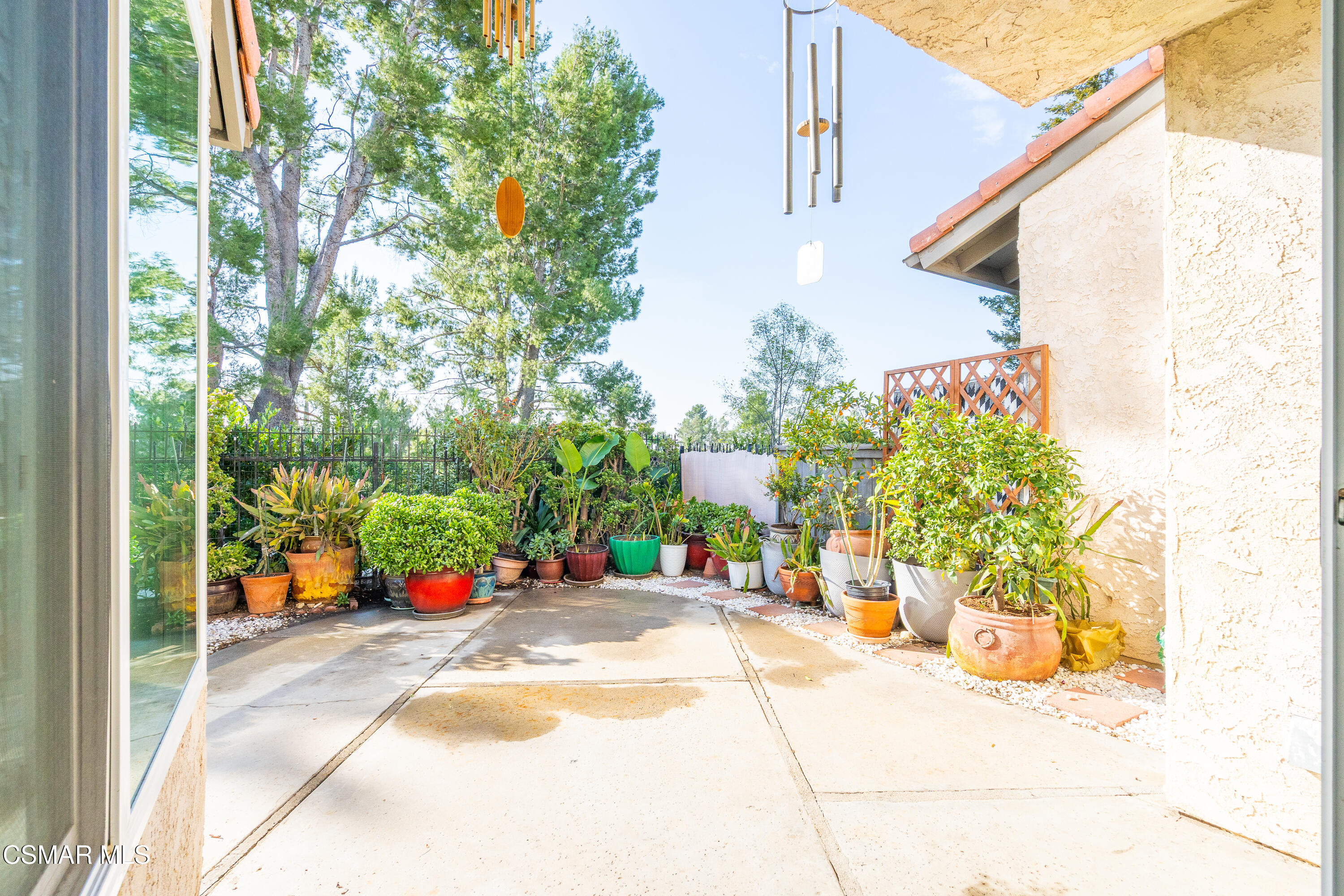 19235 Index Street, 3