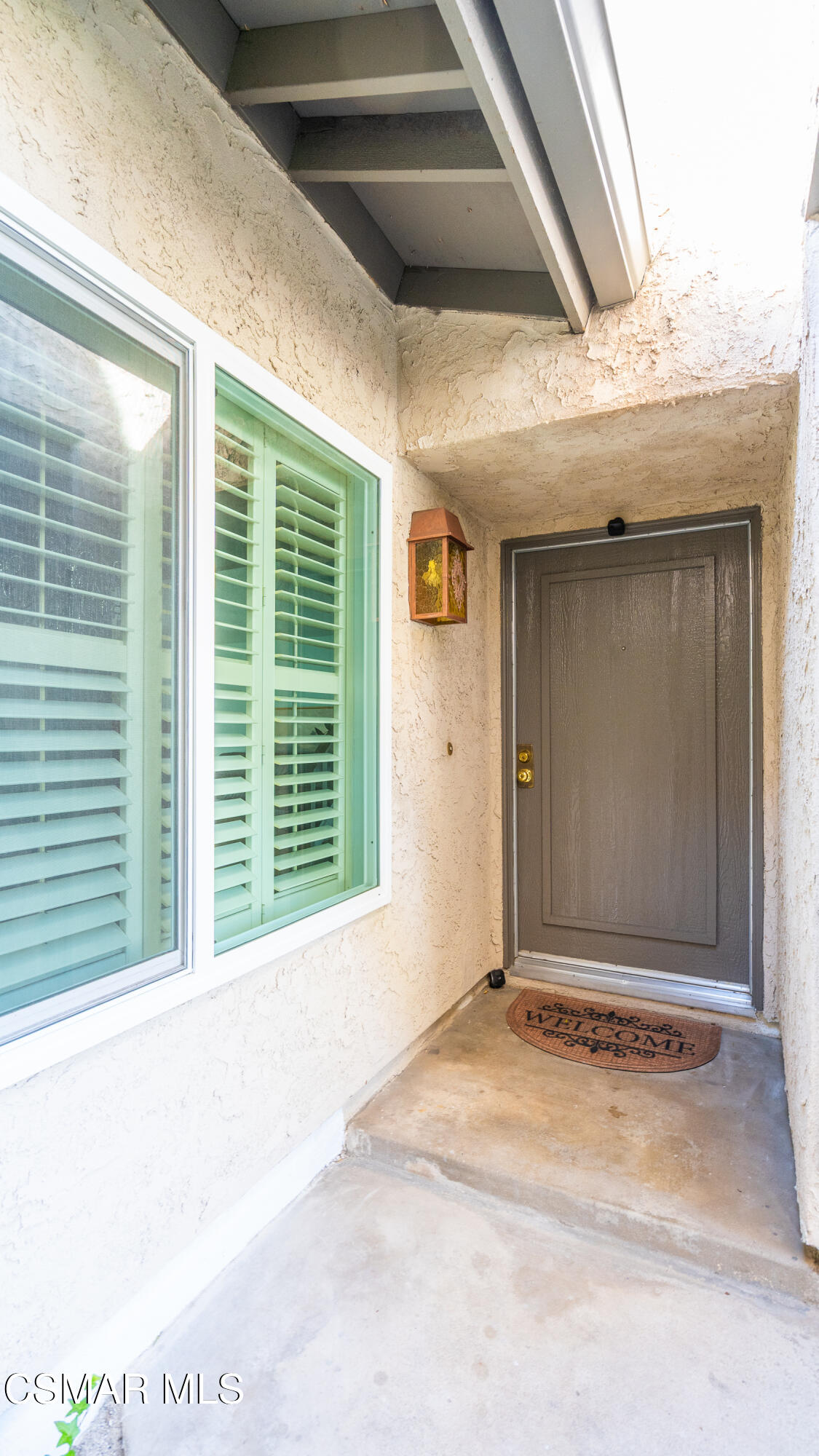 19235 Index Street, 3