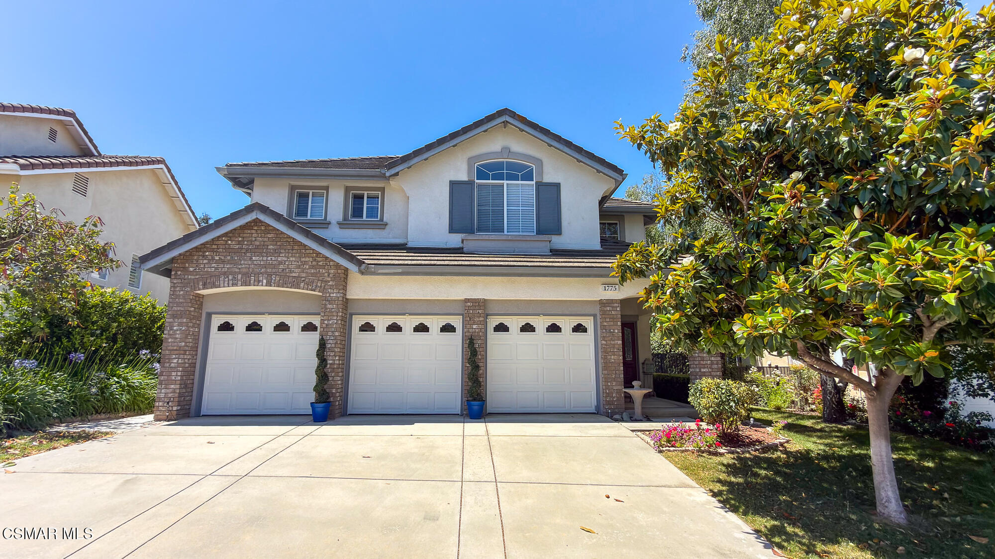 1775 Red Robin Place