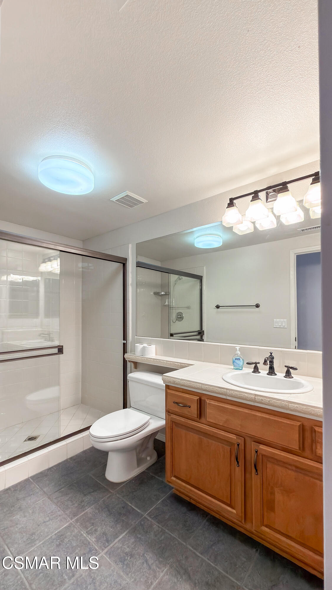 1775 Red Robin Place