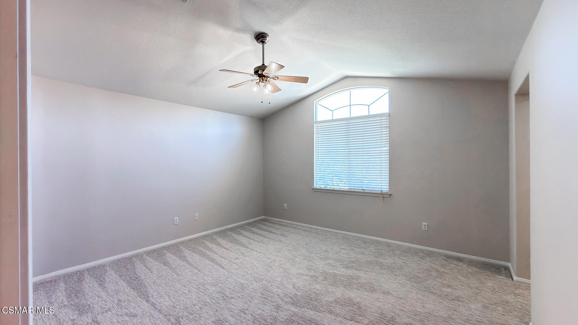 1775 Red Robin Place