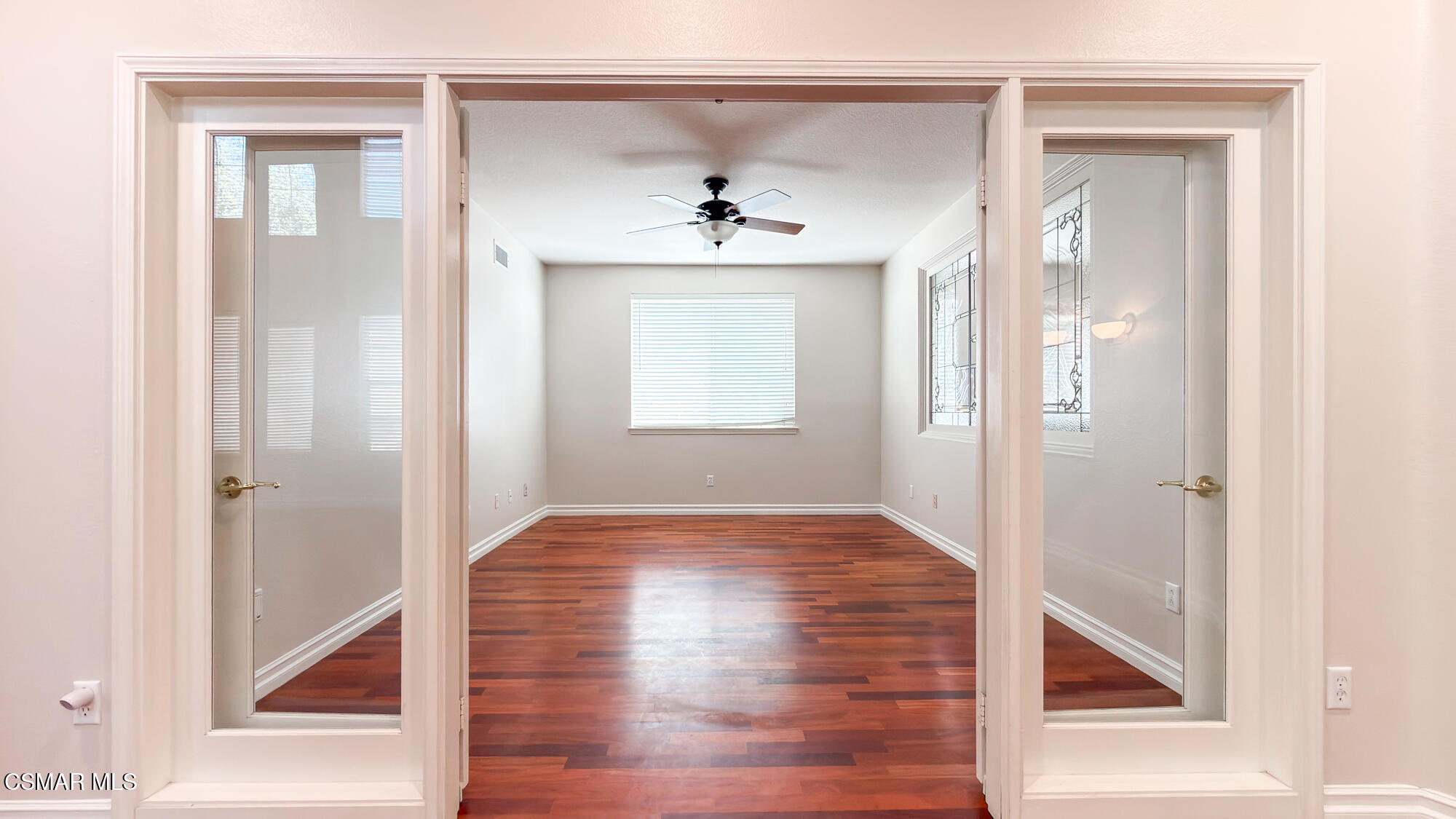 1775 Red Robin Place