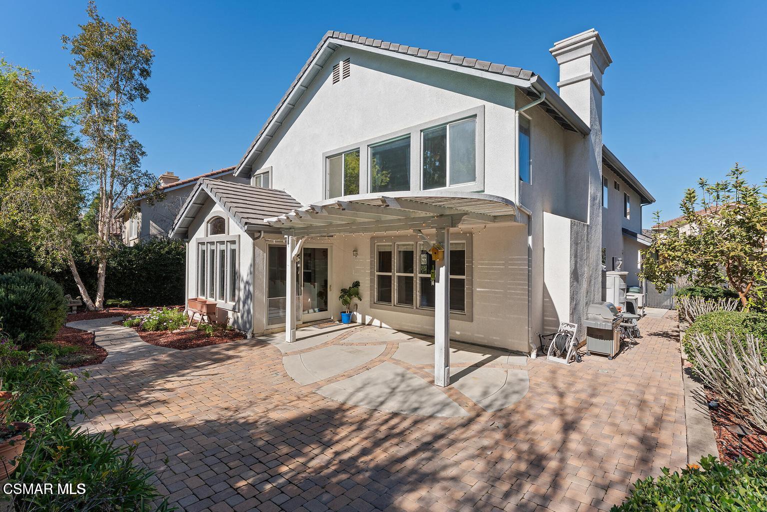 1775 Red Robin Place