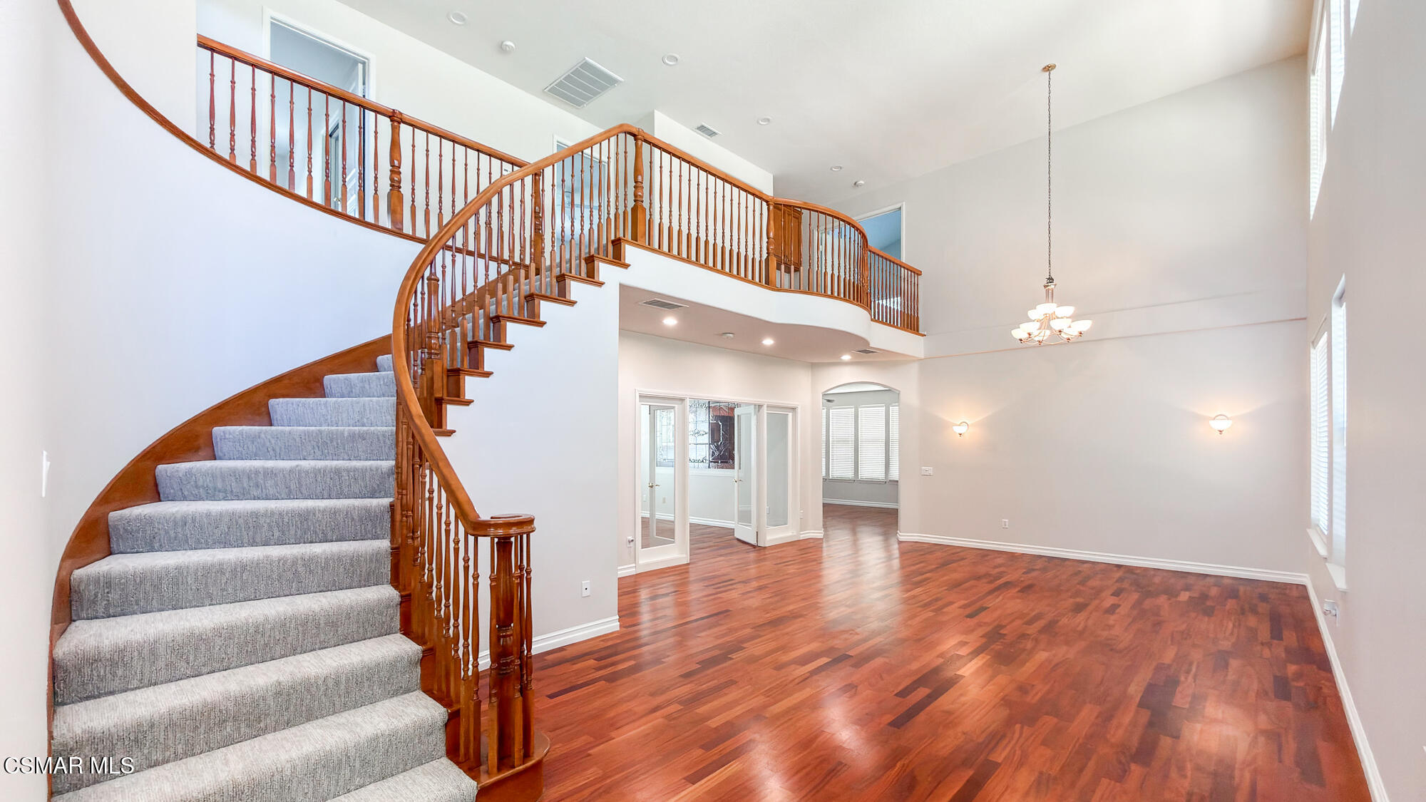 1775 Red Robin Place