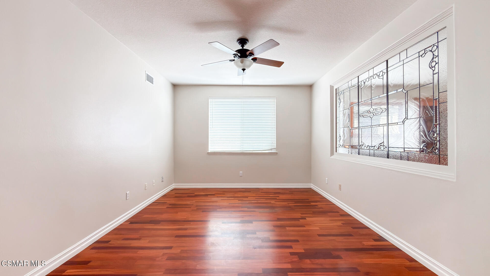 1775 Red Robin Place