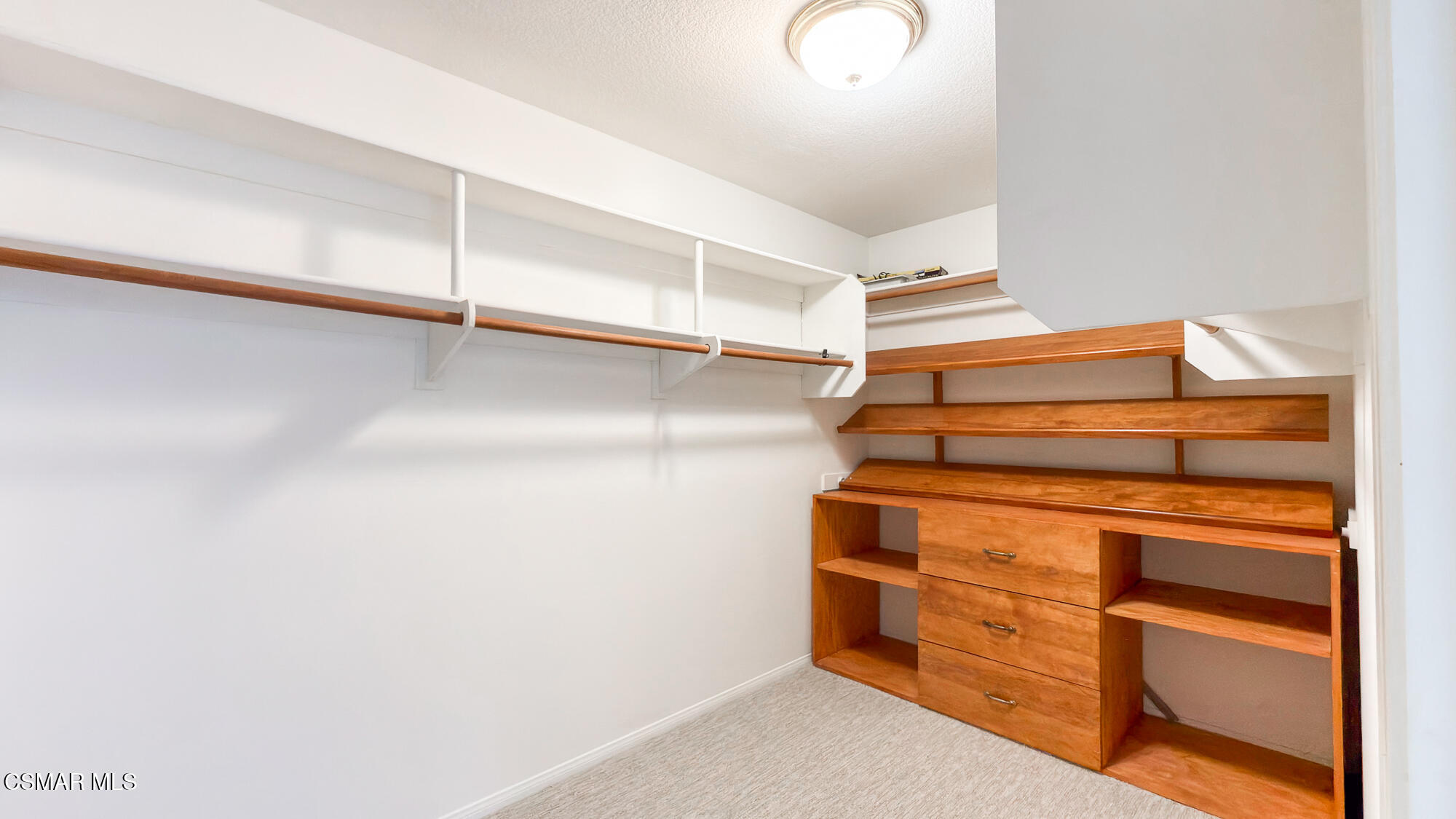 1775 Red Robin Place