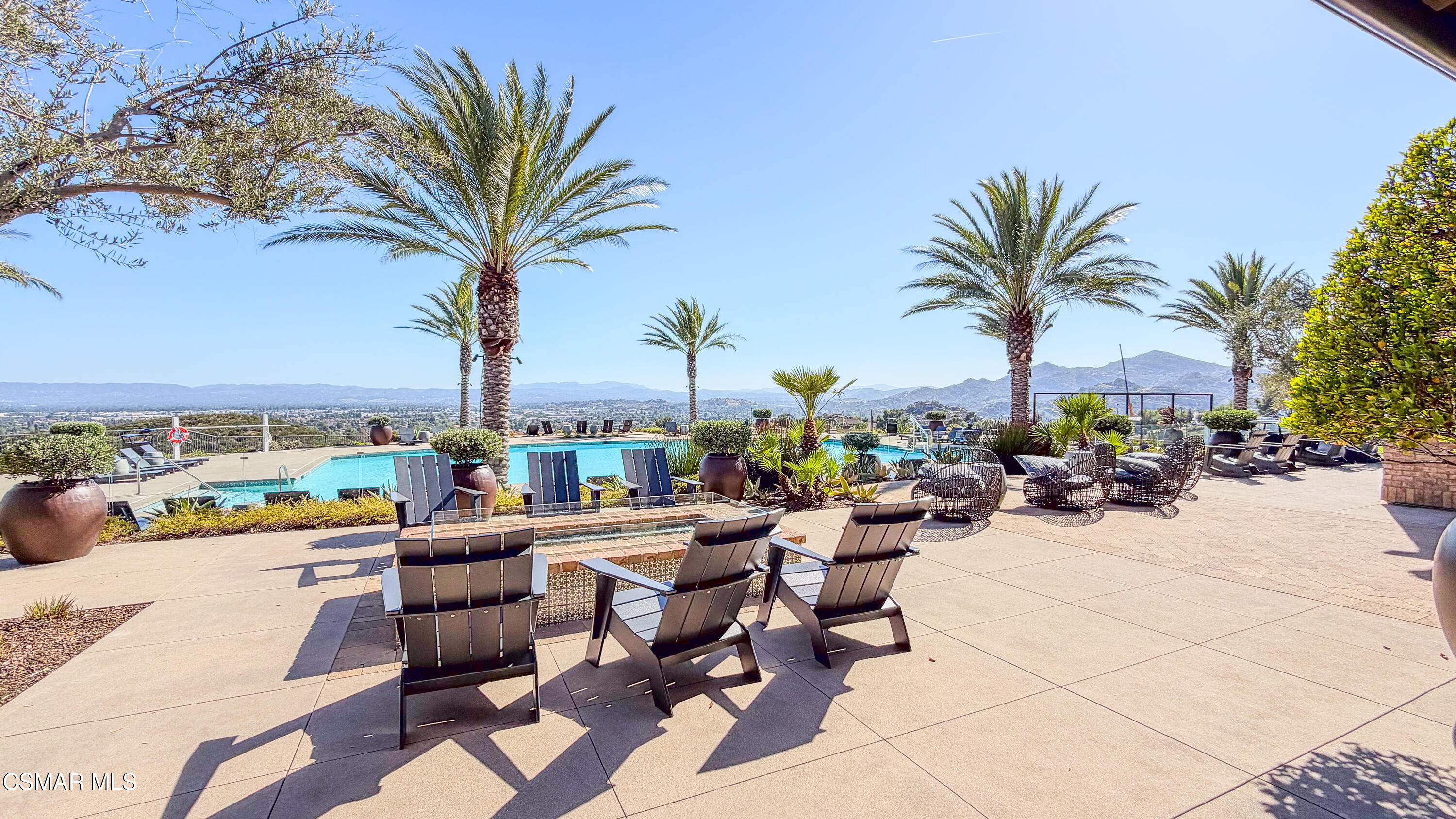 21242 W Wild Flower Way