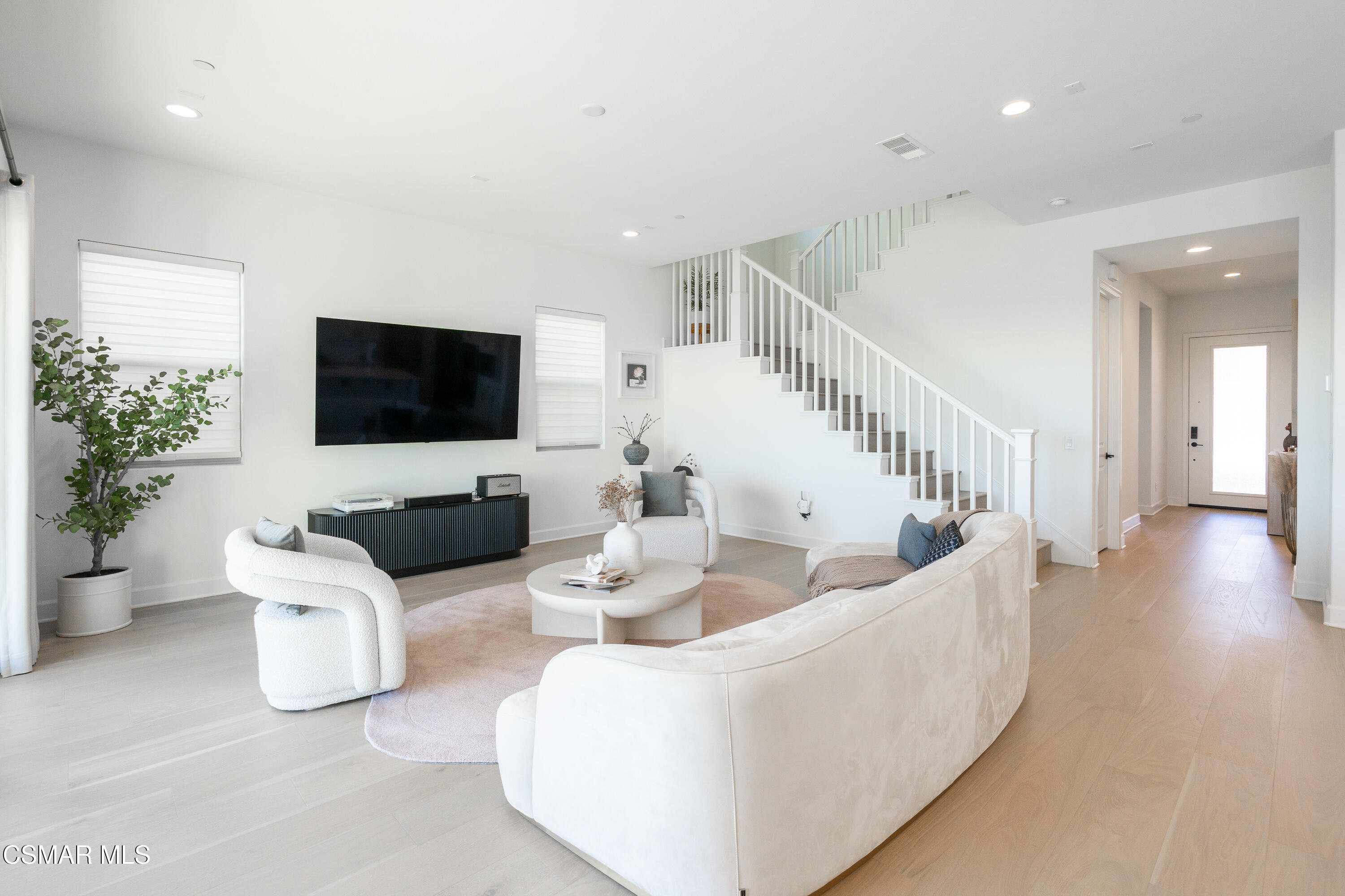 21242 W Wild Flower Way