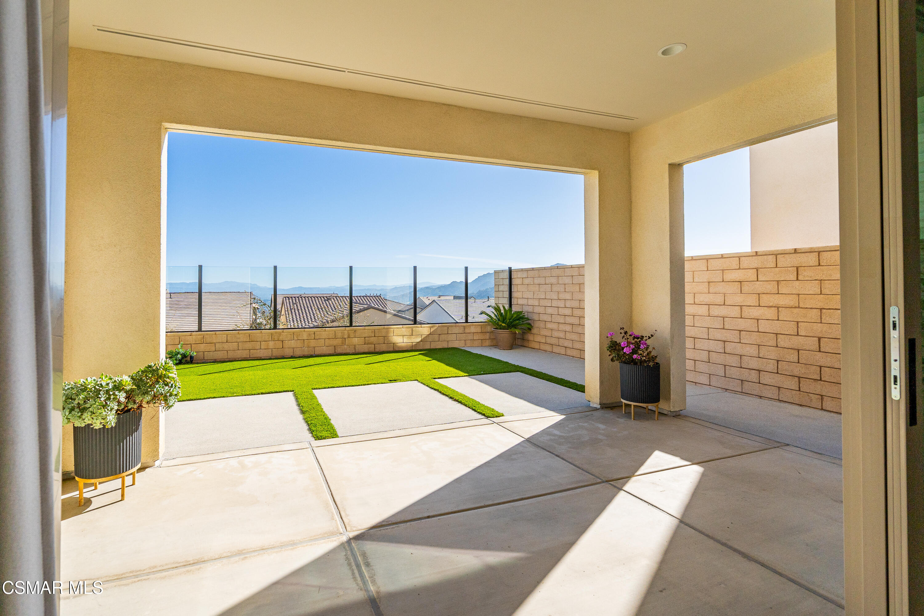 21242 W Wild Flower Way