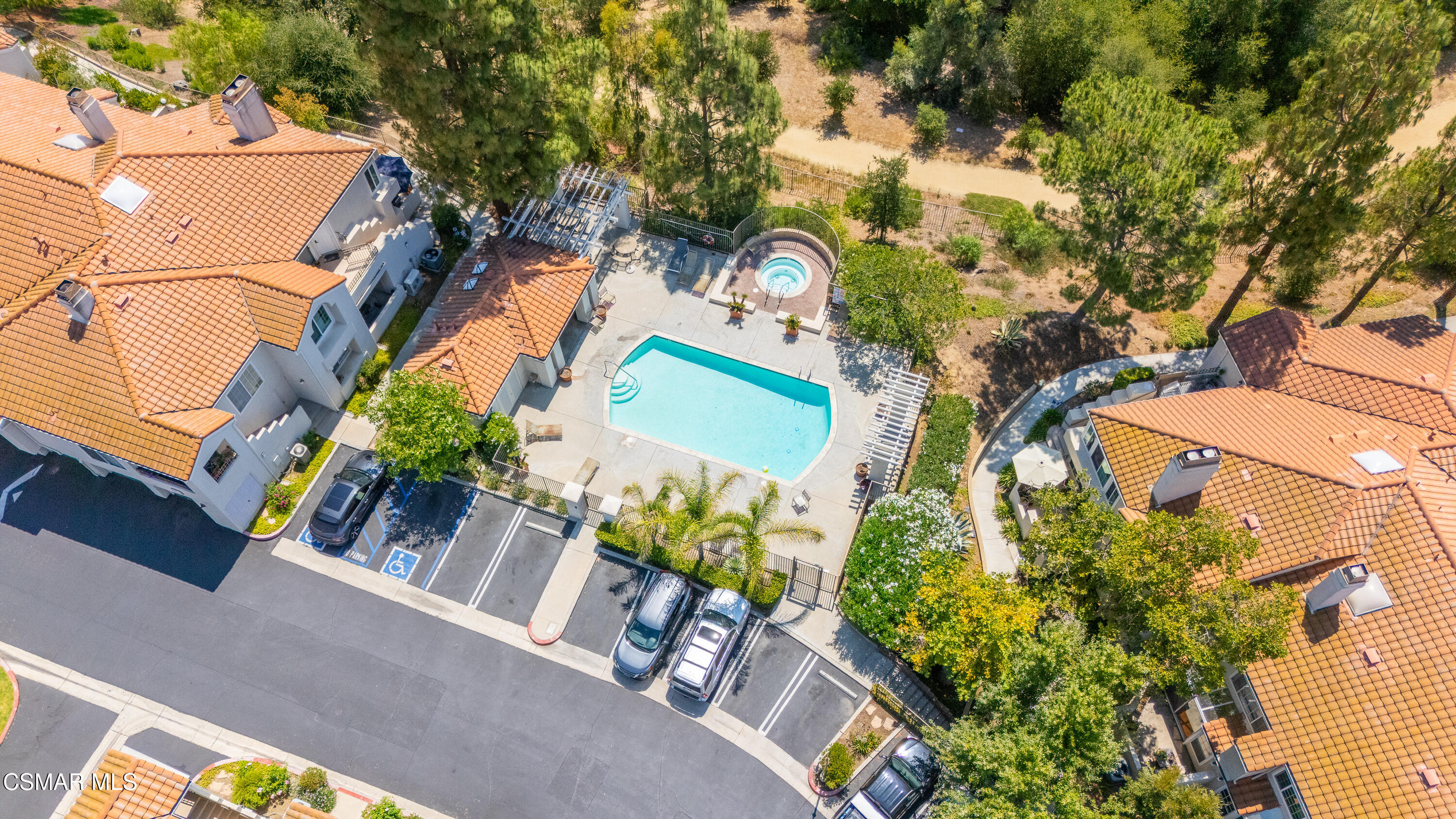 4240 Lost Hills Road, 3302