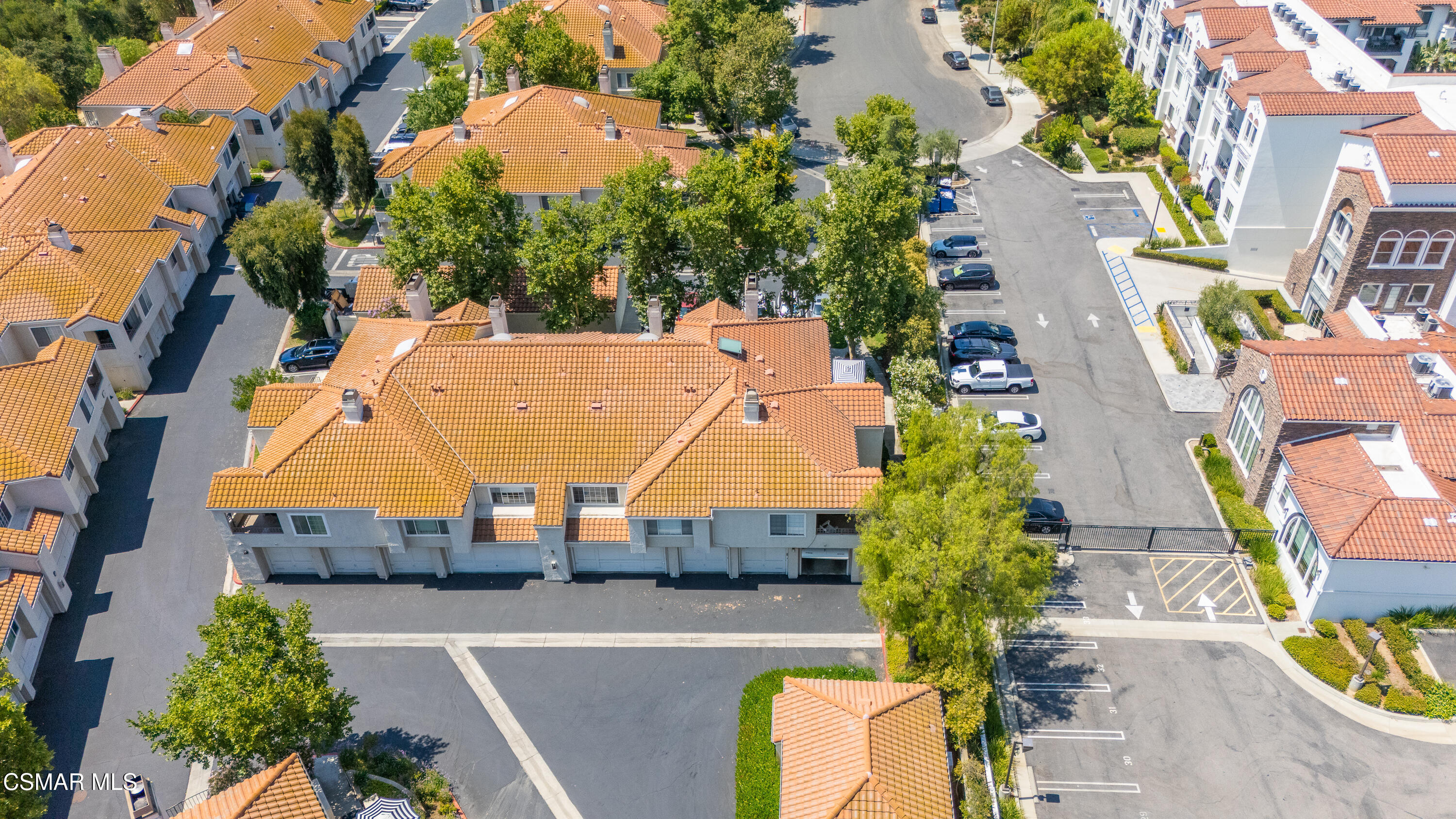 4240 Lost Hills Road, 3302