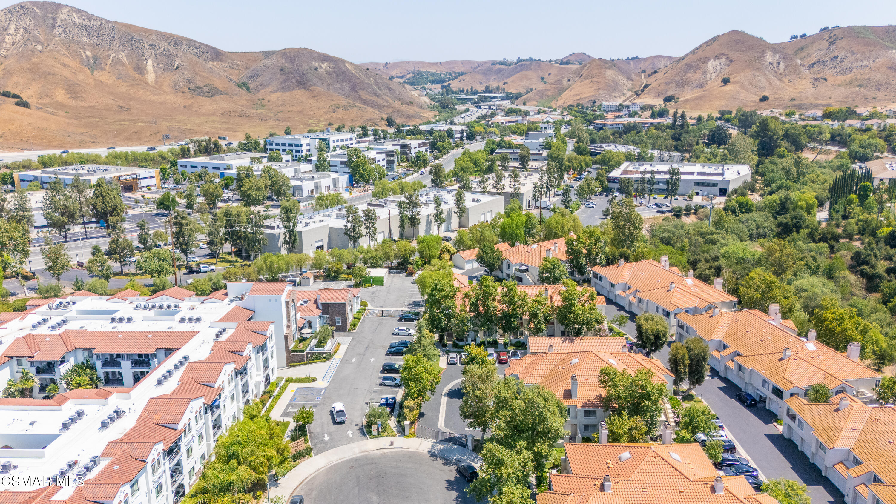 4240 Lost Hills Road, 3302