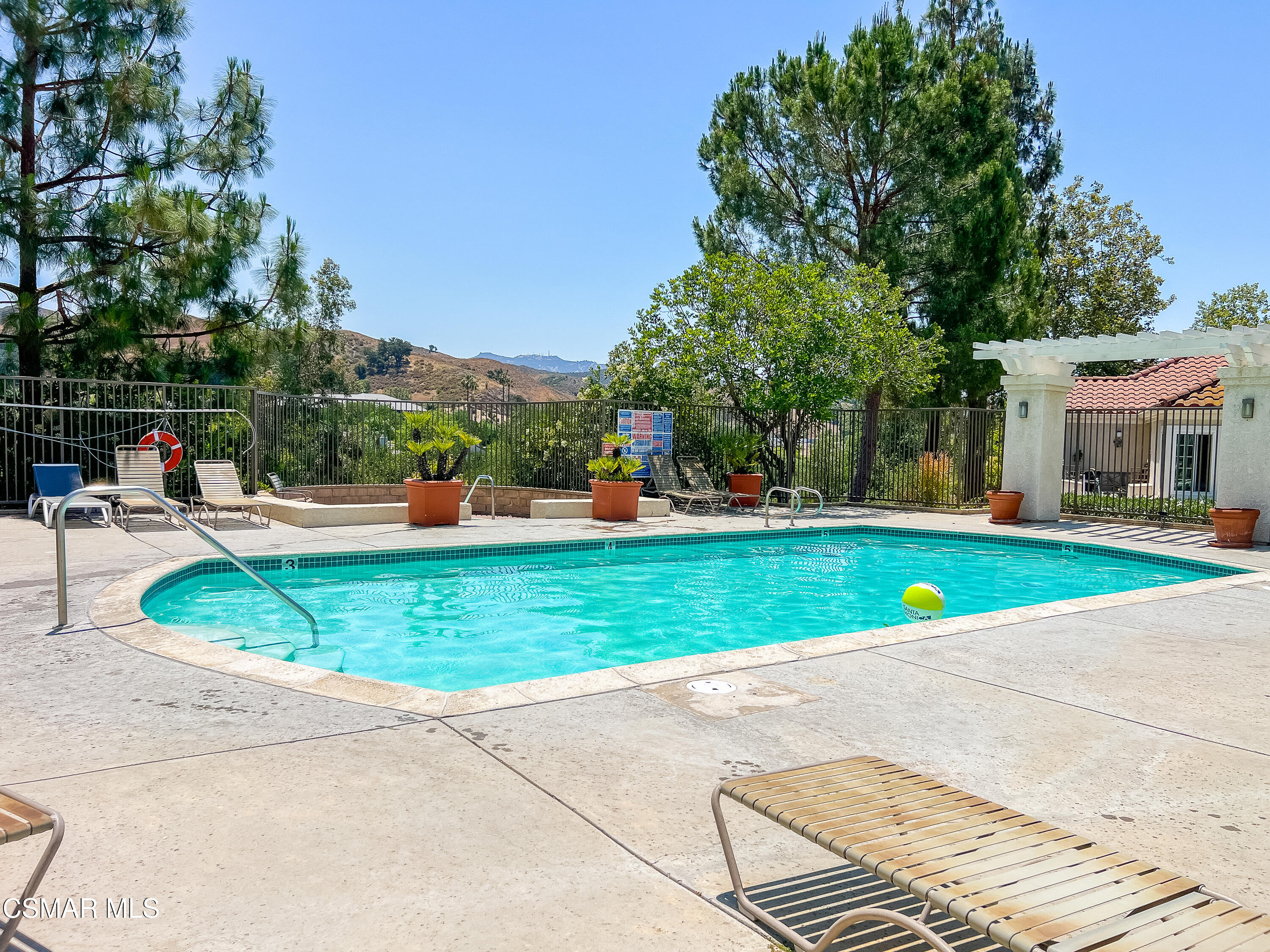 4240 Lost Hills Road, 3302