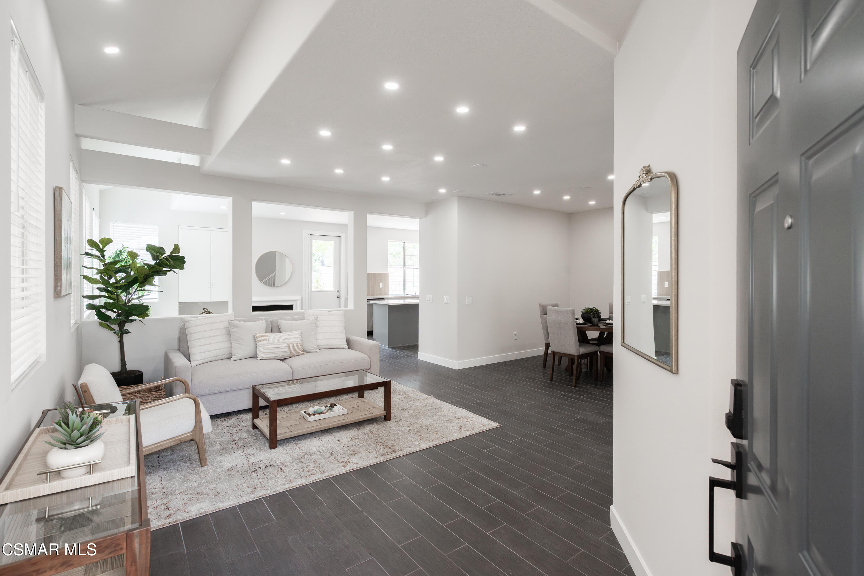 3109 La Casa Court