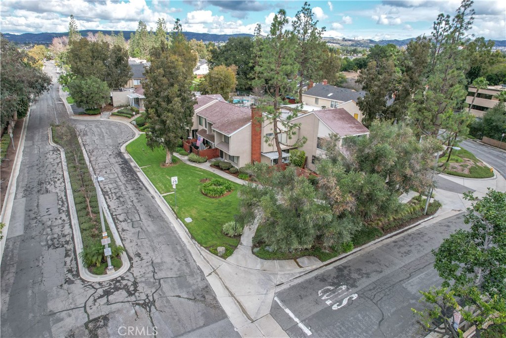 1620 Sherwood Village Circle